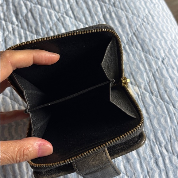 YSL Wallet - Picture 3 of 8